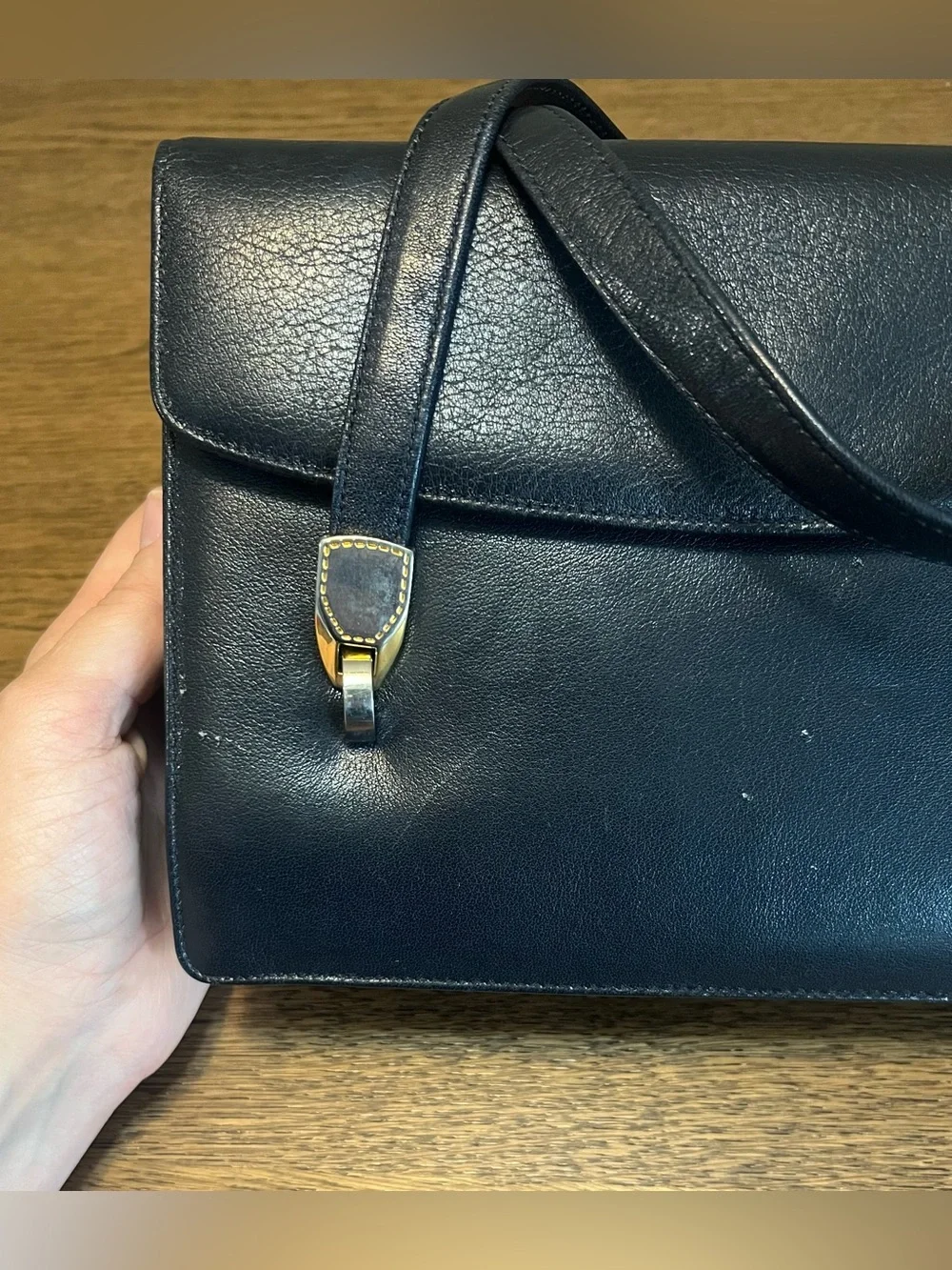 Vintage Saks Fifth Avenue Navy Red Genuine Leather Top Handle Purse w/Coin Purse